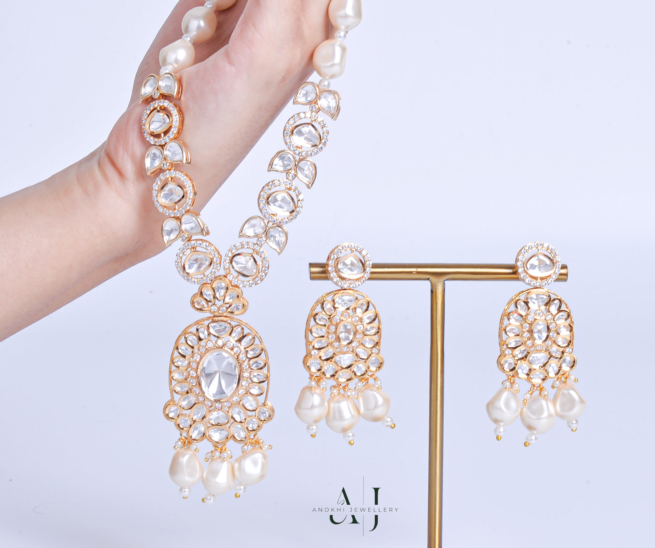 Anokhi Enchanting Beauty: Amara Kundan Necklace - AJN13