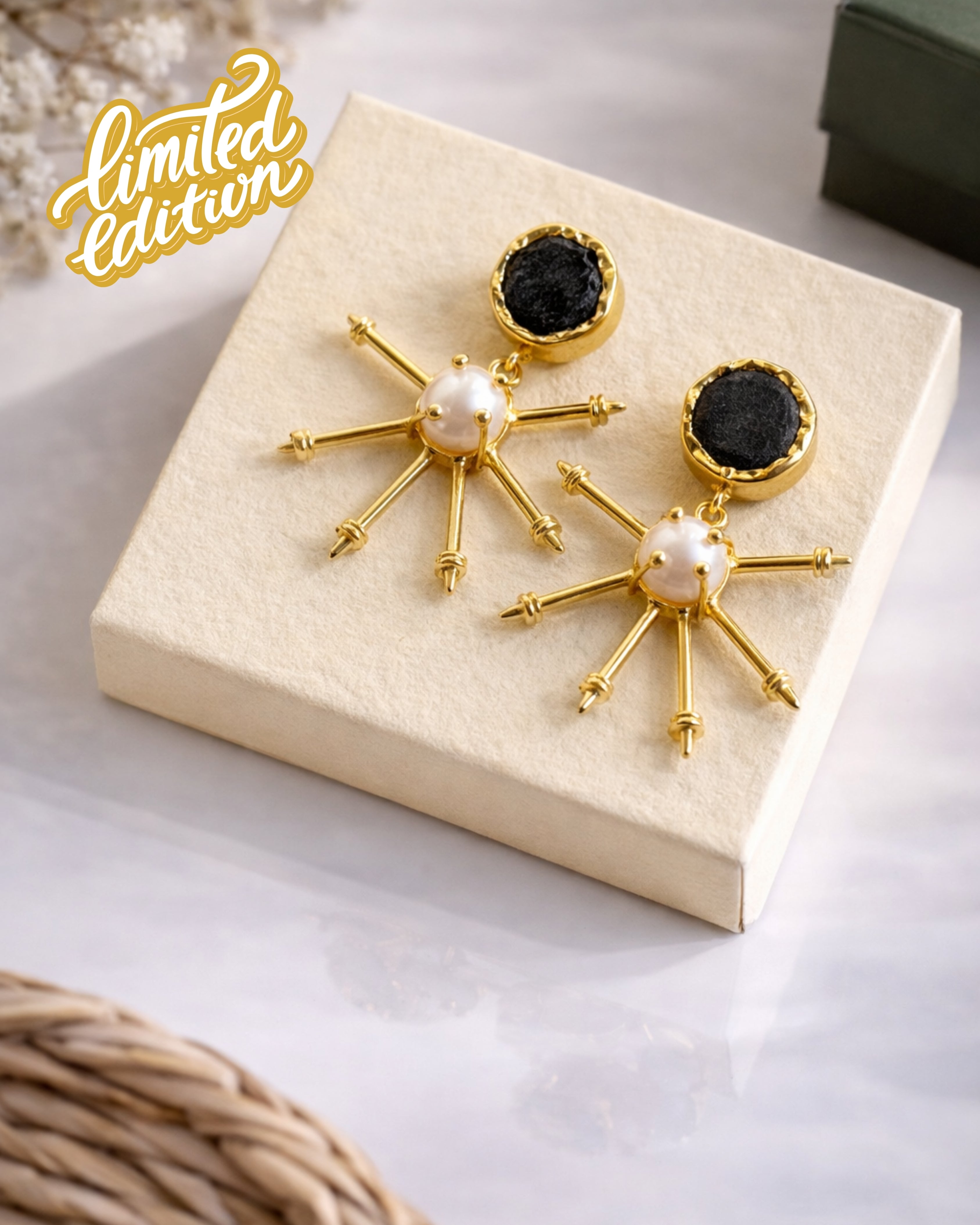 Anokhi Sunshine Stud Earrings 18k plated