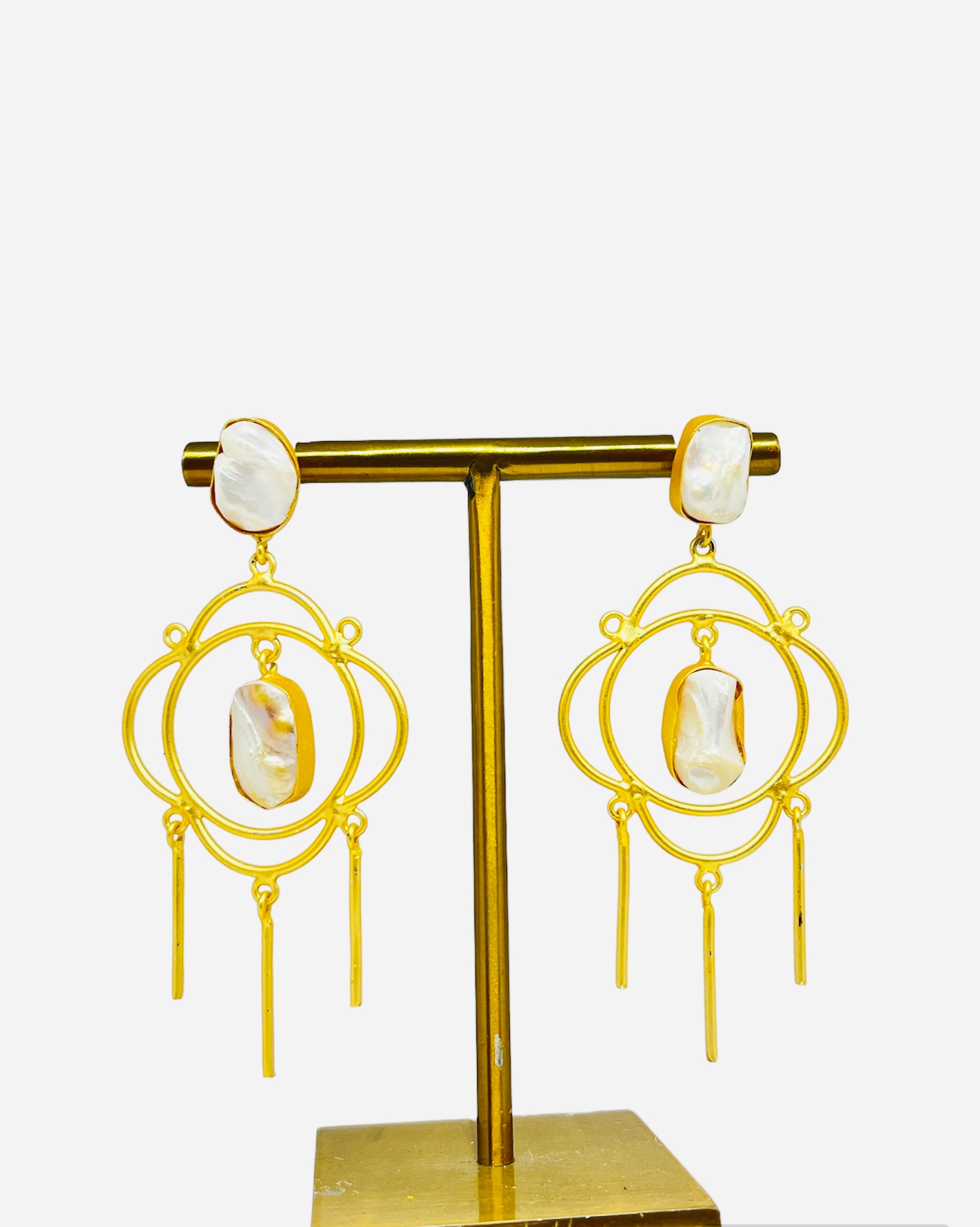 Baroque statement hangings