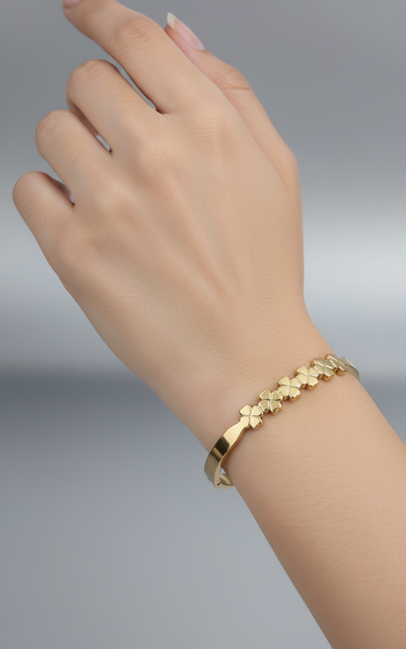 Anokhi floral hand charm