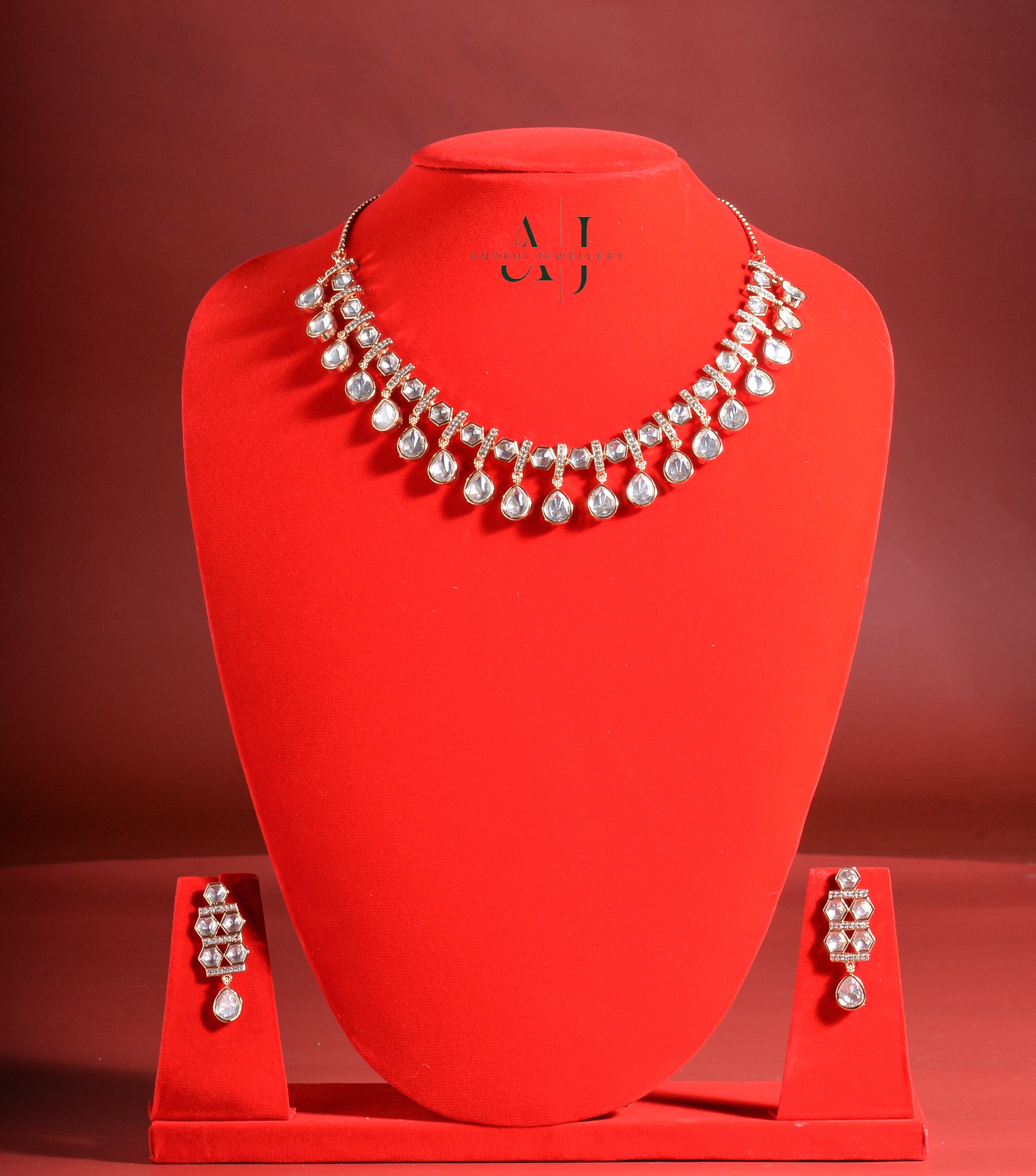 Golden Mirage: The Sonal Kundan Necklace