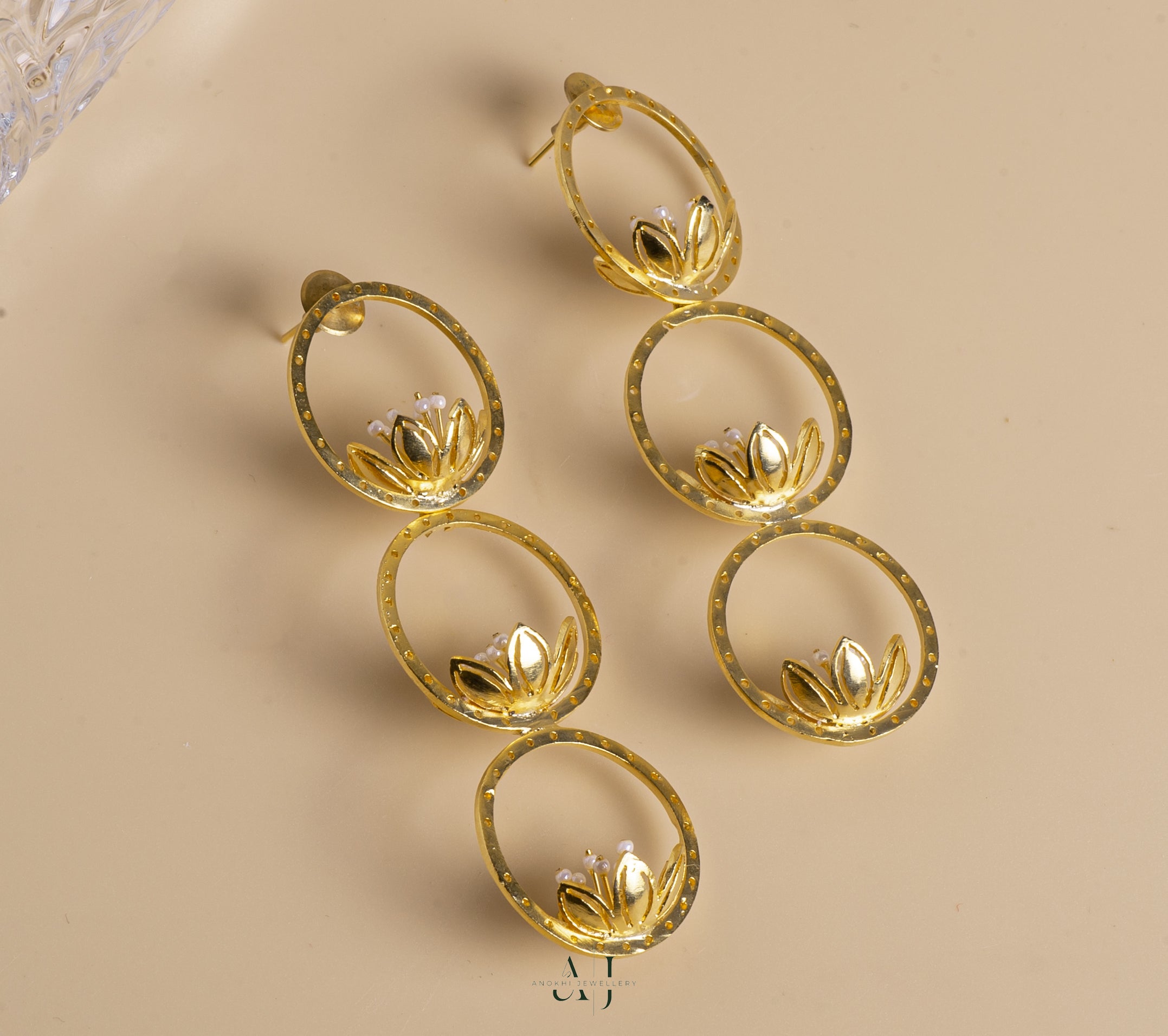 Anokhi Graceful Garland Kundan Earrings: