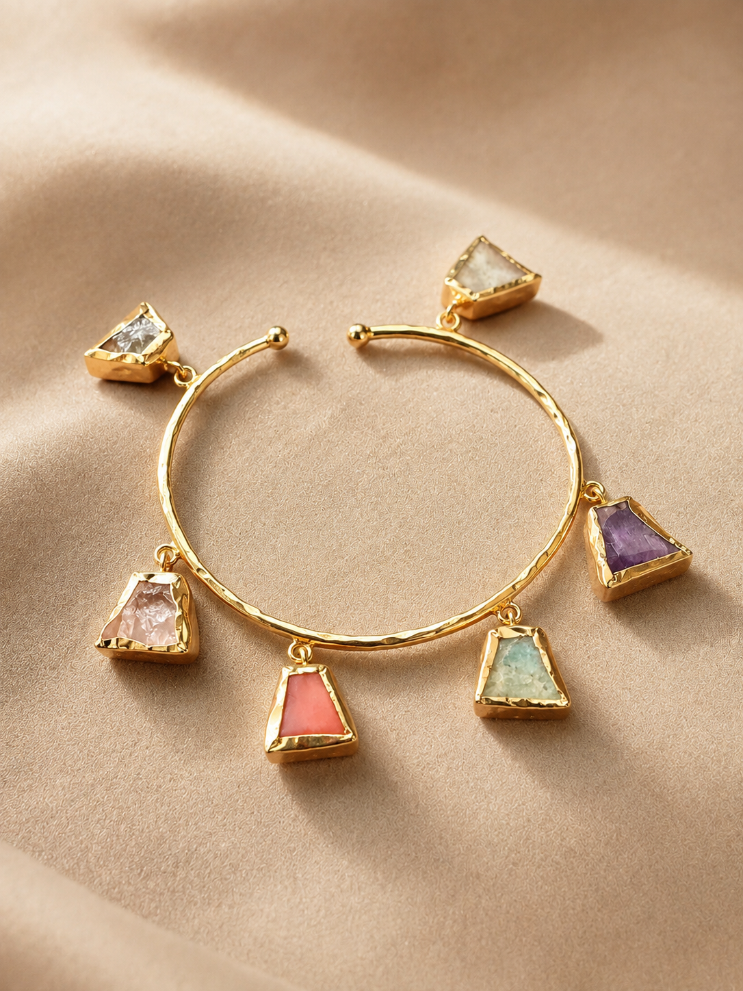 Natural stone charm bracelet