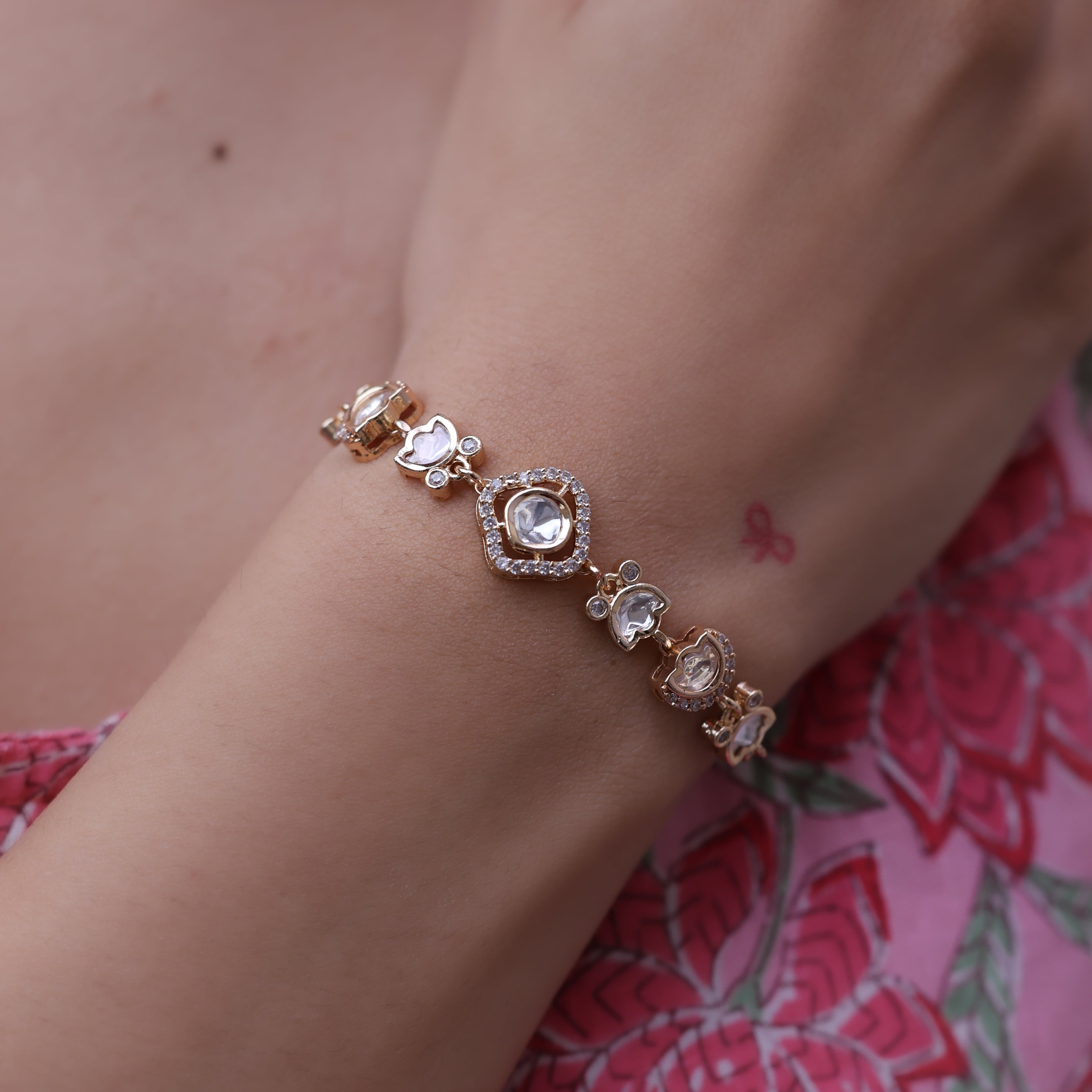 Anokhi Kundan Sleek Bracelet