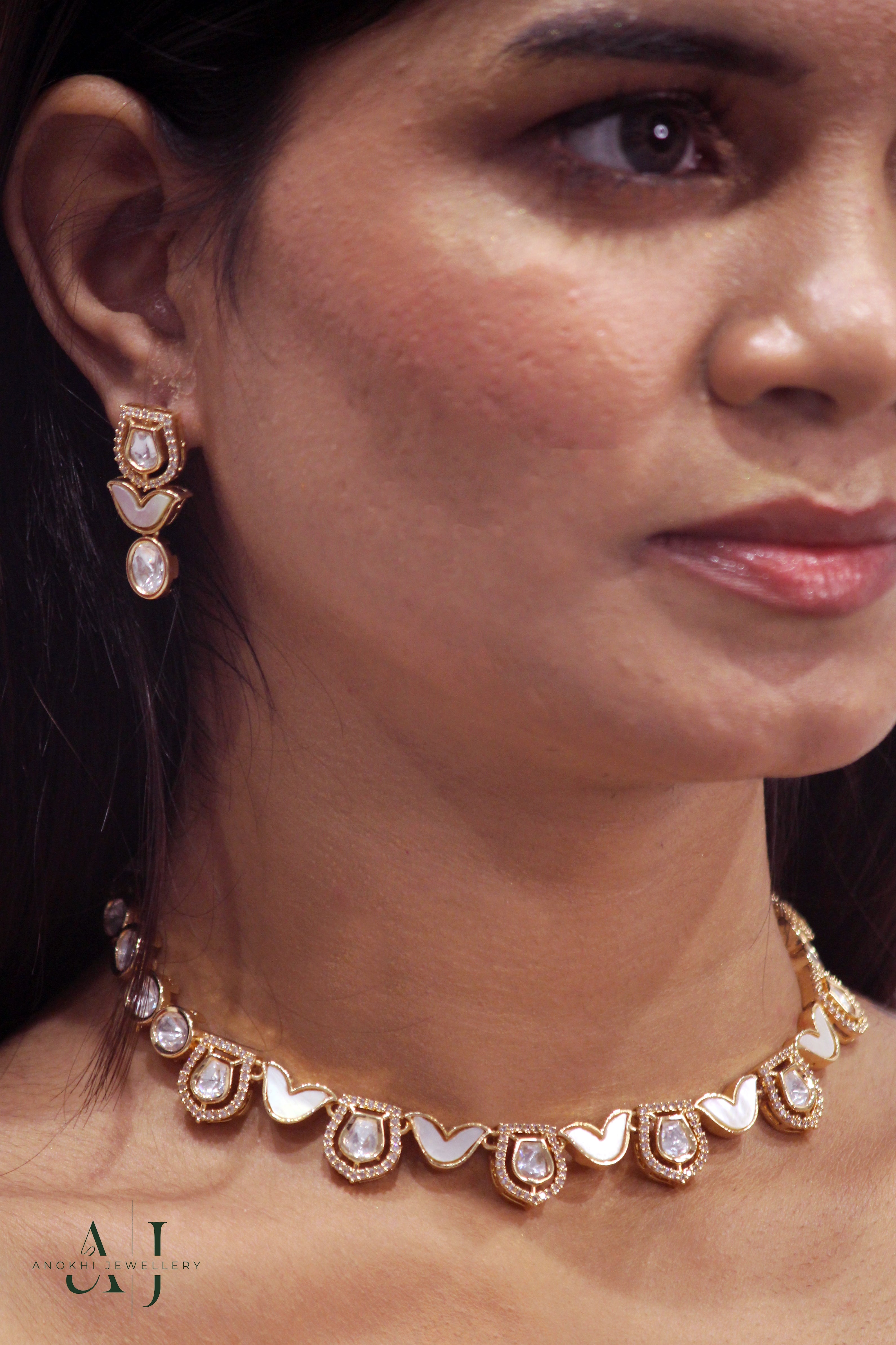 Anokhi Mother of Pearl Necklace